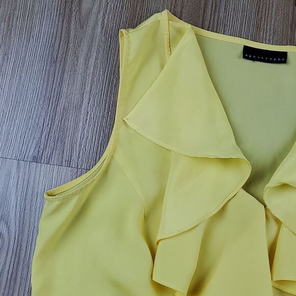 🔹️Apostrophe Yellow Ruffled Vneck Sleeveless Top Large - Picture 4 of 9